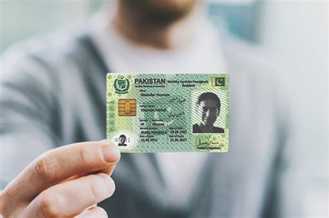 nadra smart card tracking id and features|identification tracking option nadra.